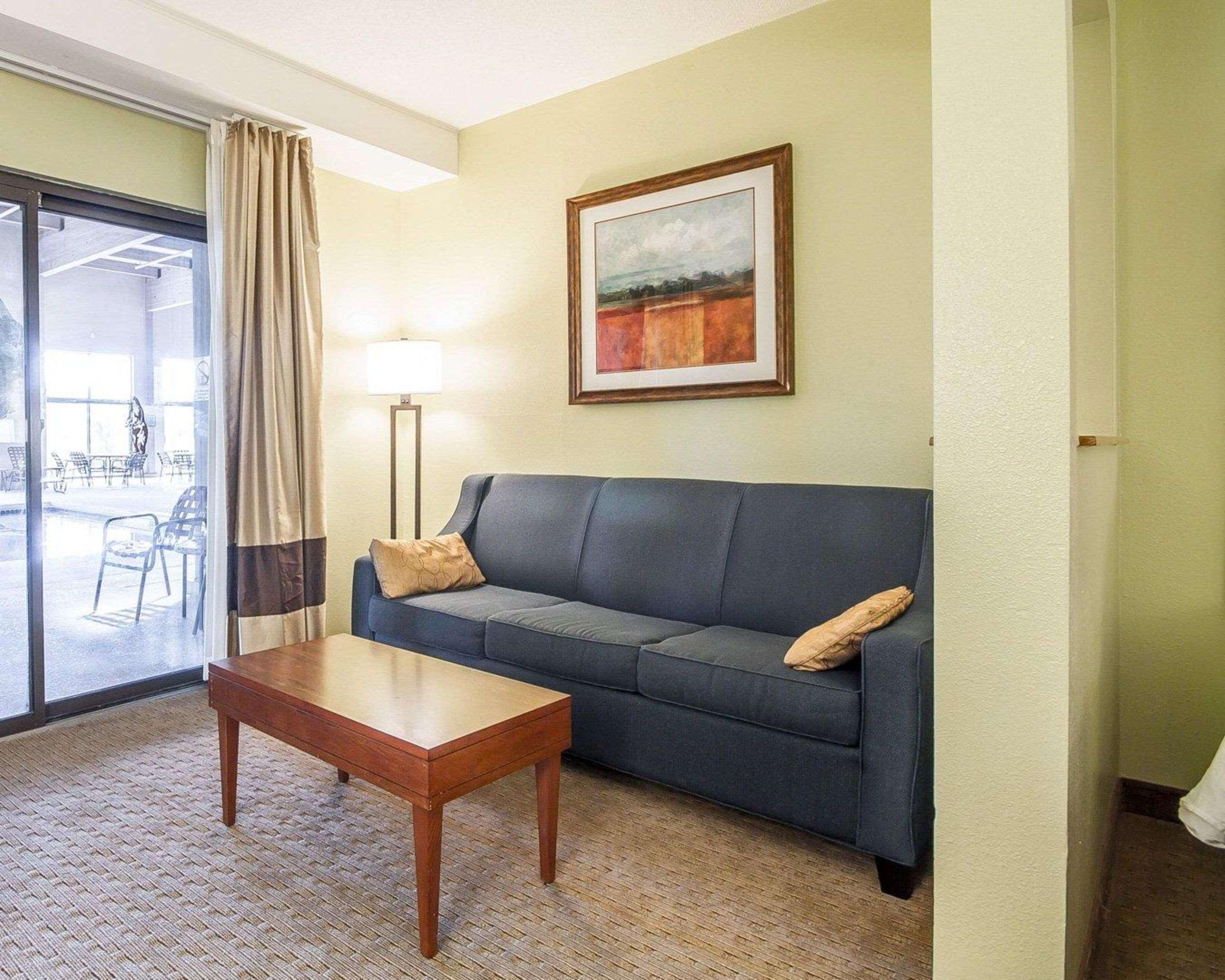 Comfort Inn & Suites Black River Falls I-94 מראה חיצוני תמונה