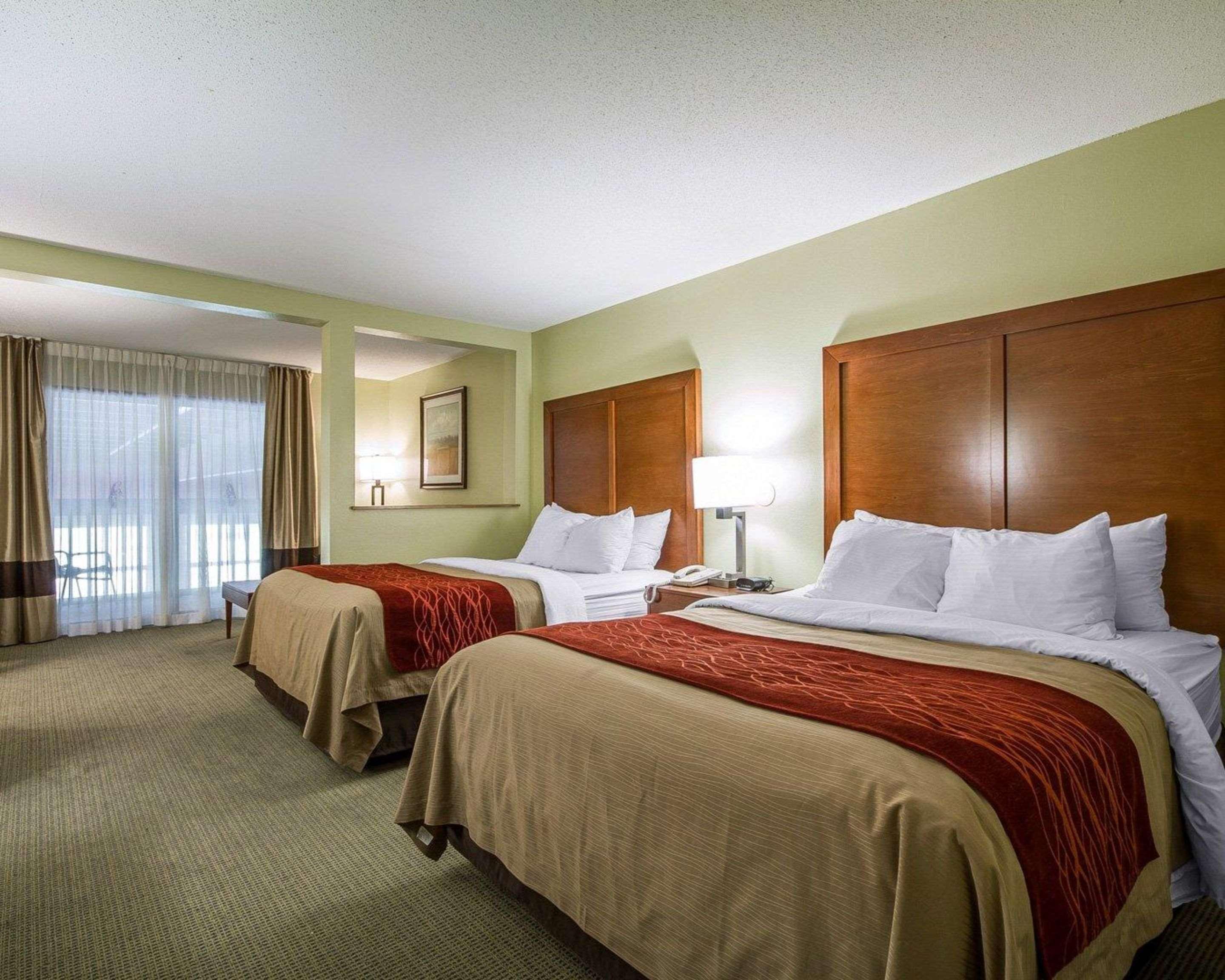 Comfort Inn & Suites Black River Falls I-94 מראה חיצוני תמונה