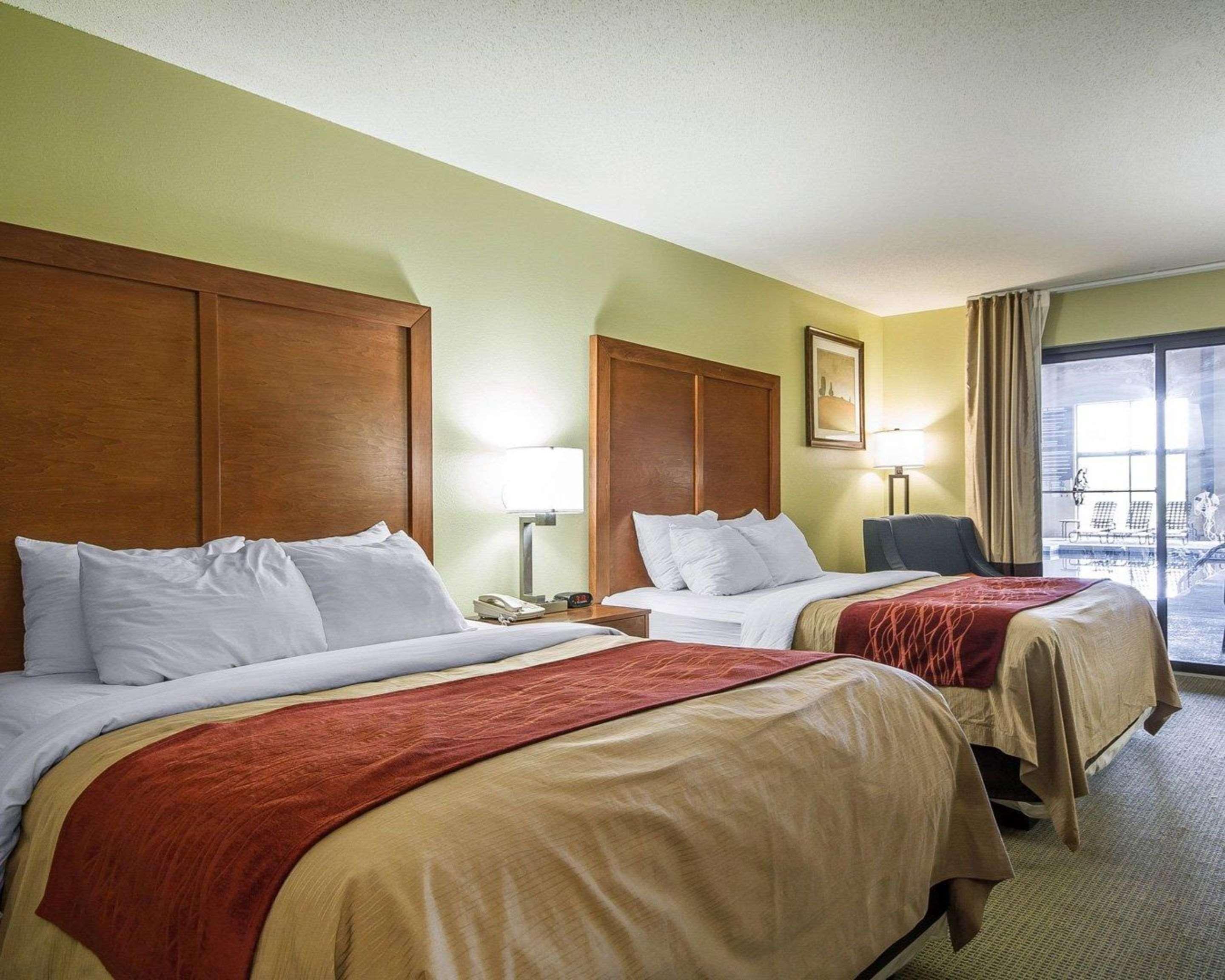 Comfort Inn & Suites Black River Falls I-94 מראה חיצוני תמונה